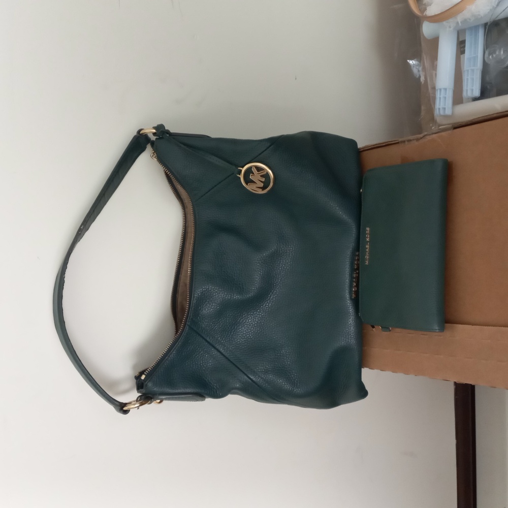 Michael Kors Handbag & Wallet